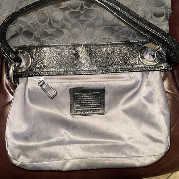 Coach Signature Sateen Ashley Hippie Bag - Picture 10 of 16